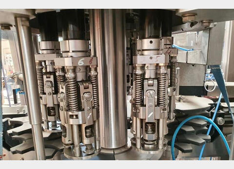 Bertolaso 6 head capper 8000 Bt/H