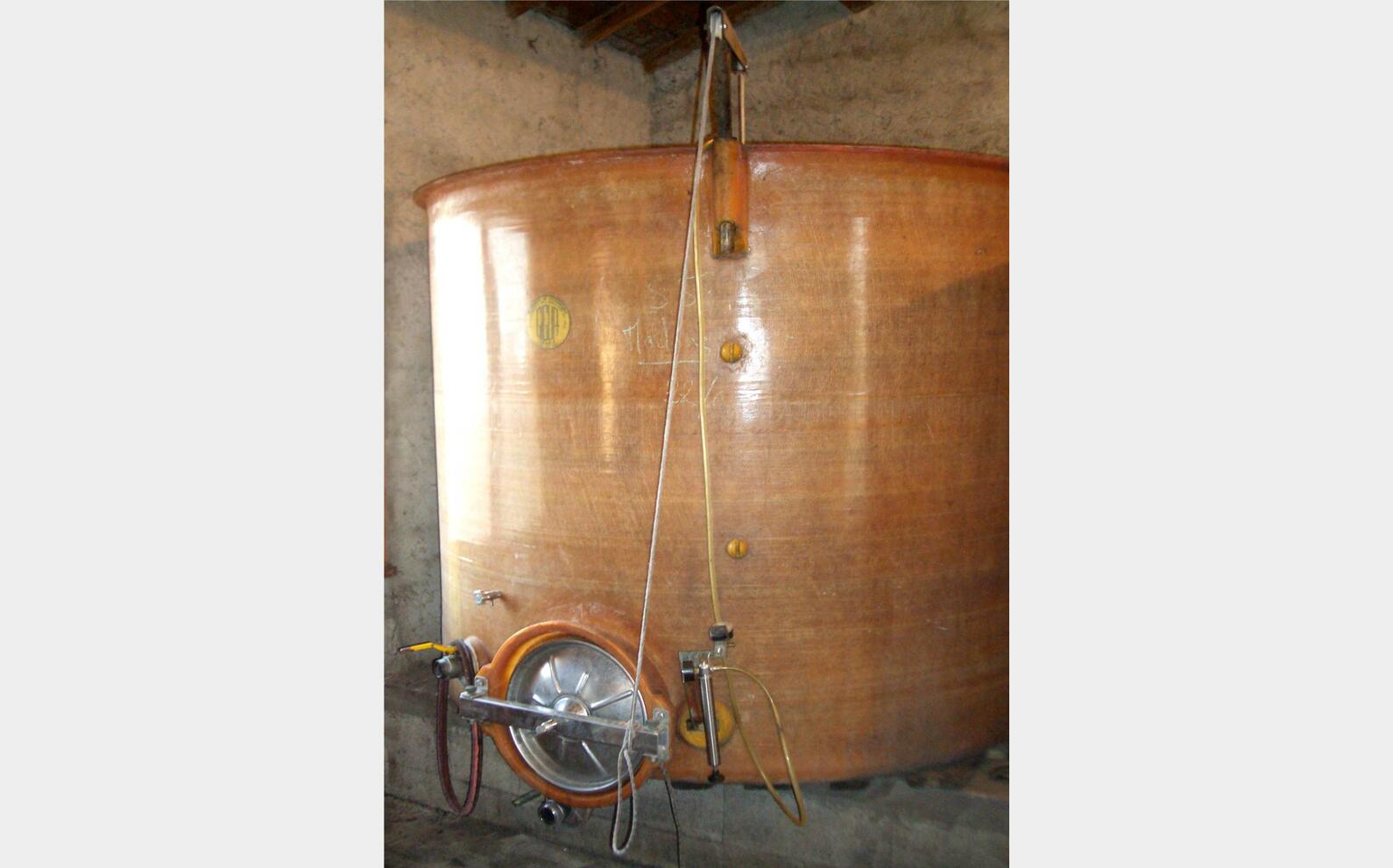 5.000 L Verticale Fond plat .