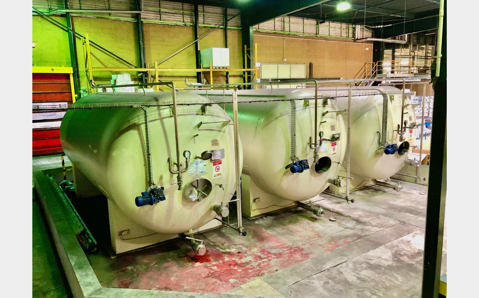 Cuve acier rev&ecirc;tu - Prise de mousse 215 HL (21 500 litres) SIRIO ALIBERTI