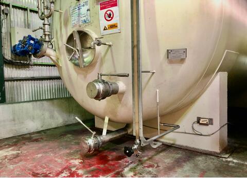 Coated steel tank  215 HL (21 500 liters)