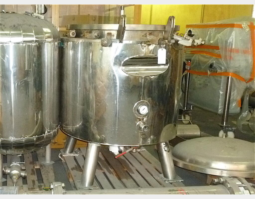 filtre &agrave; plateaux Volume : 800 litres Type : FC800AC