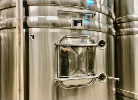 Stainless steel tank 304 83 HL (8 300 liters) LEJEUNE