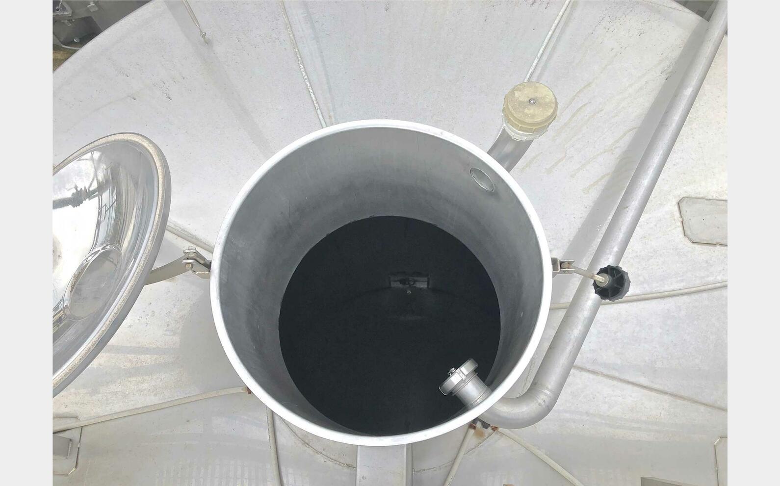 cuve stockage inox Ann&eacute;e : 1999 Marque : RURALINOX
