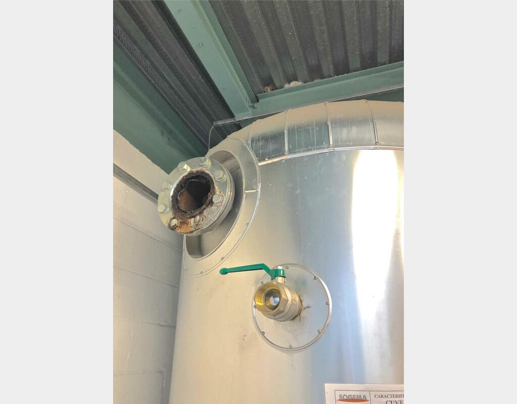 Insulated stainless steel storage tank - Volume: 3.000 liters