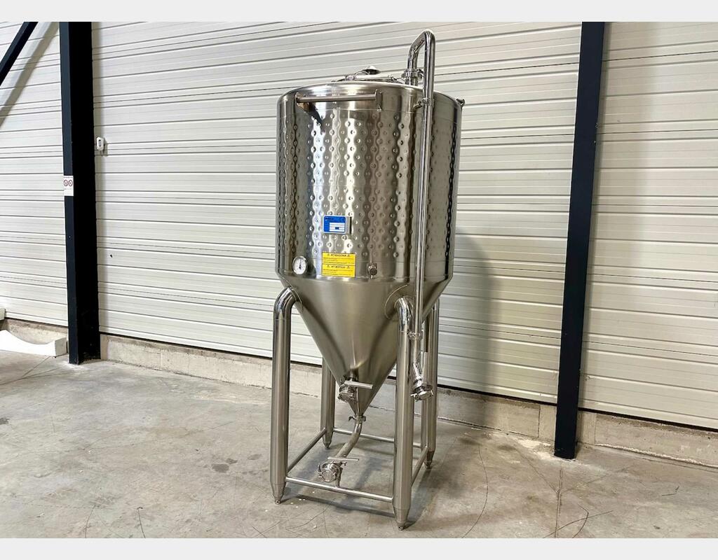 304 stainless steel tank - Cylindro-conical - Closed - On feet