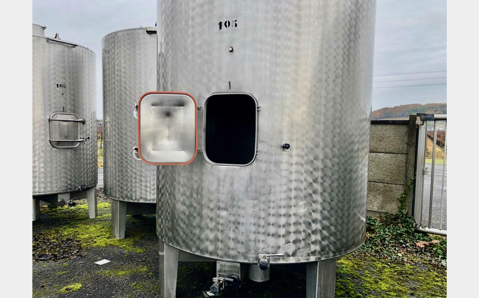 Cuve inox 304L - Fond conique 105 HL (10 500 litres) STAI