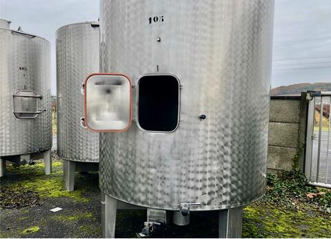 Stainless steel tank 304 105 HL (10 500 litres) STAI