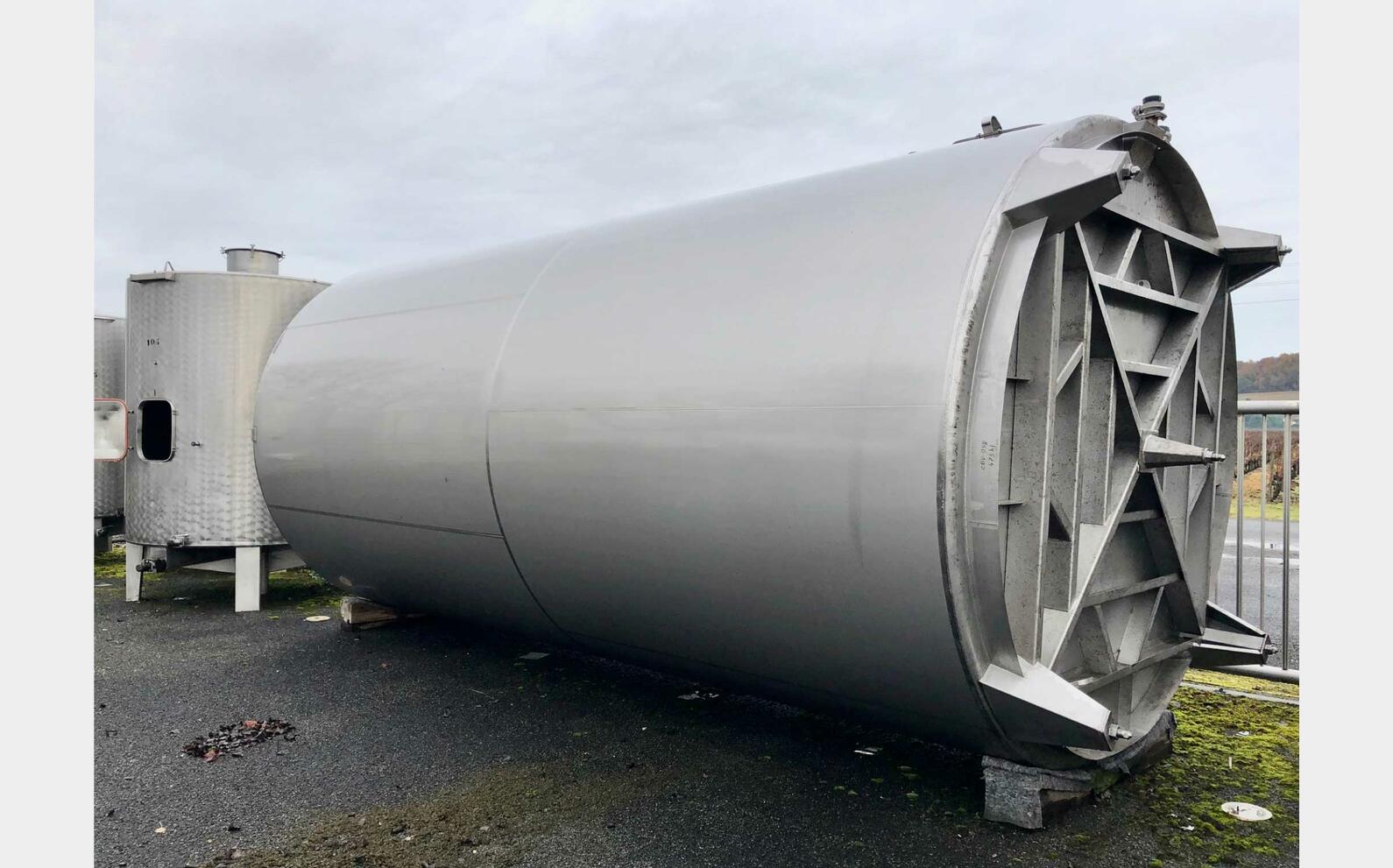 Stainless steel tank 304L 473 HL (47 300 liters) LEJEUNE