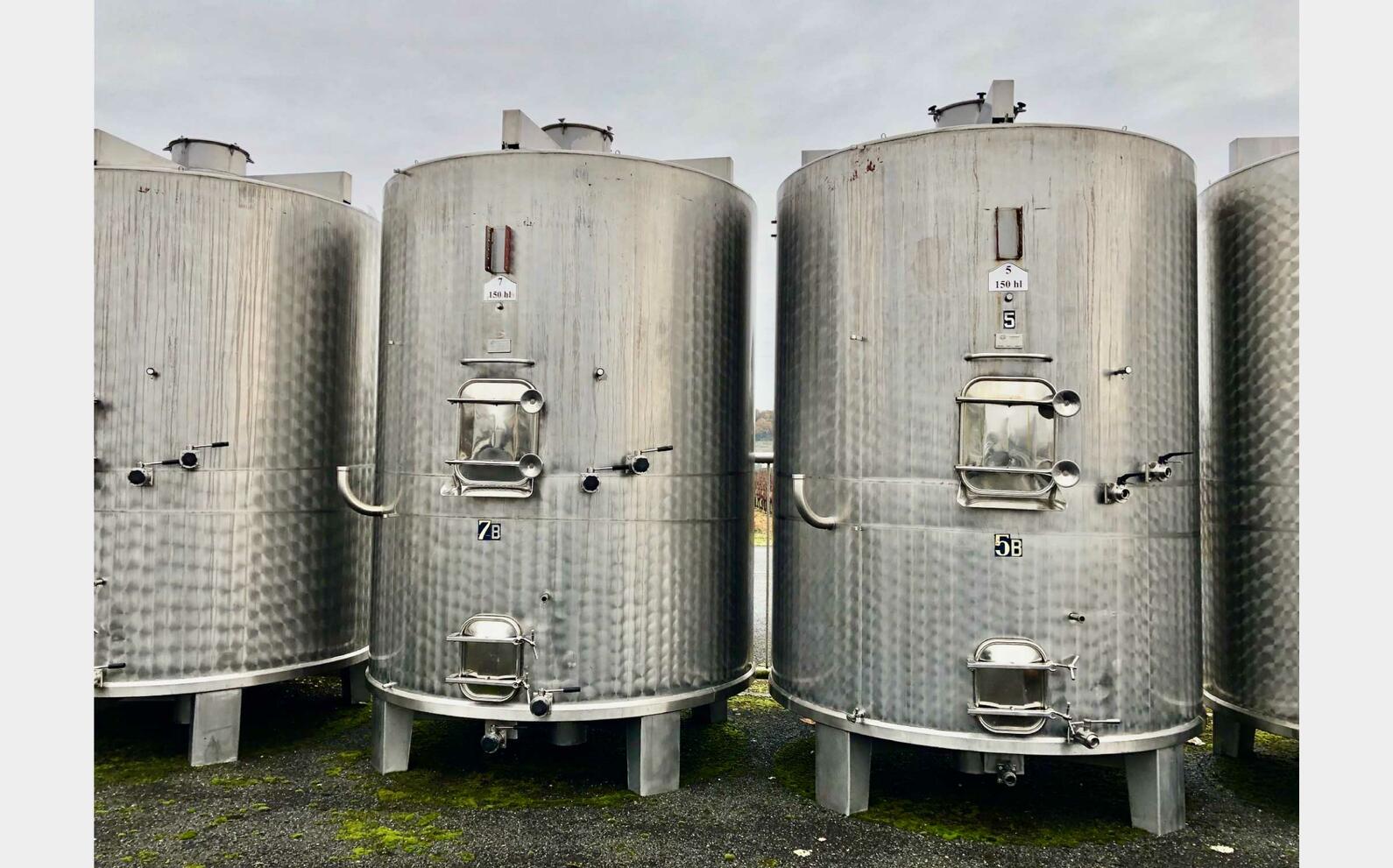 Cuve inox 304 - Compartiment&eacute;e 91 HL + 51 HL (14 200 litres) STAI