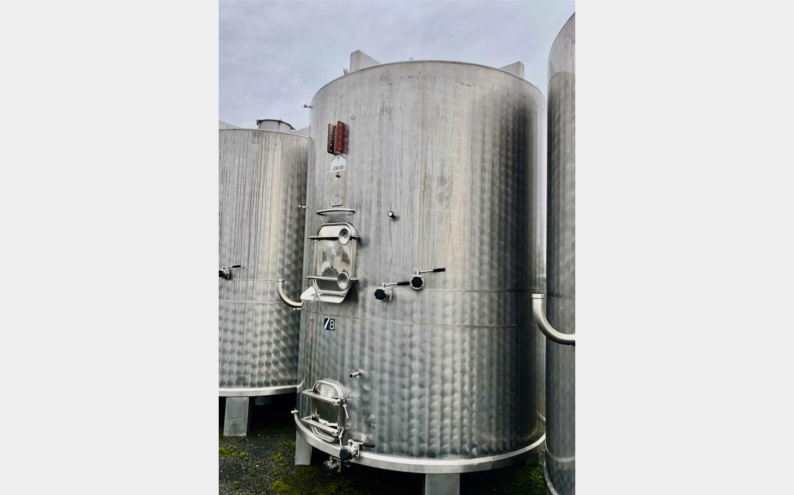 Stainless steel tank 304 91 HL + 51 HL (14 200 liters) STAI