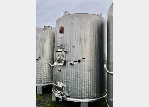 Stainless steel tank 304 - Compartmentalized - Conical bottom on feet