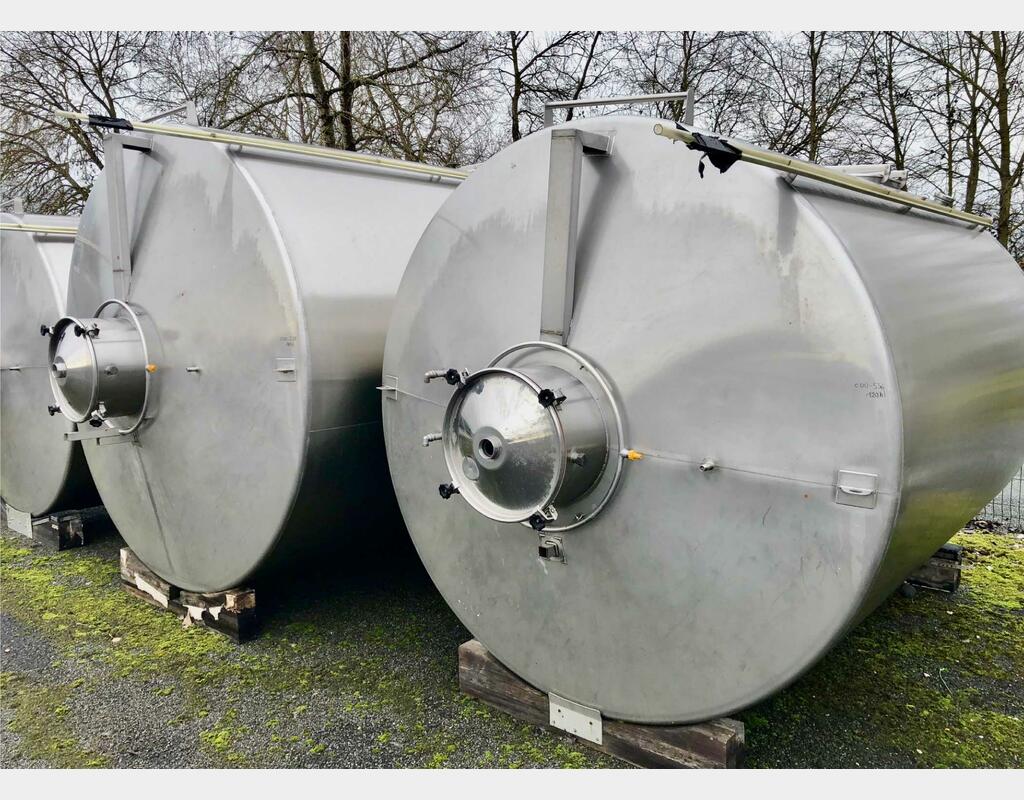 Cuve inox 304L 120 HL (12 000 litres)
