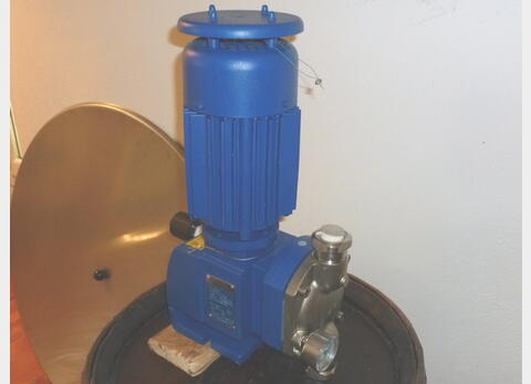 pompe doseuse INOX 316 ETAT NEUF JAMAIS SERVIE