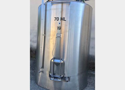 Cuve inox ferm&eacute;e fond conique