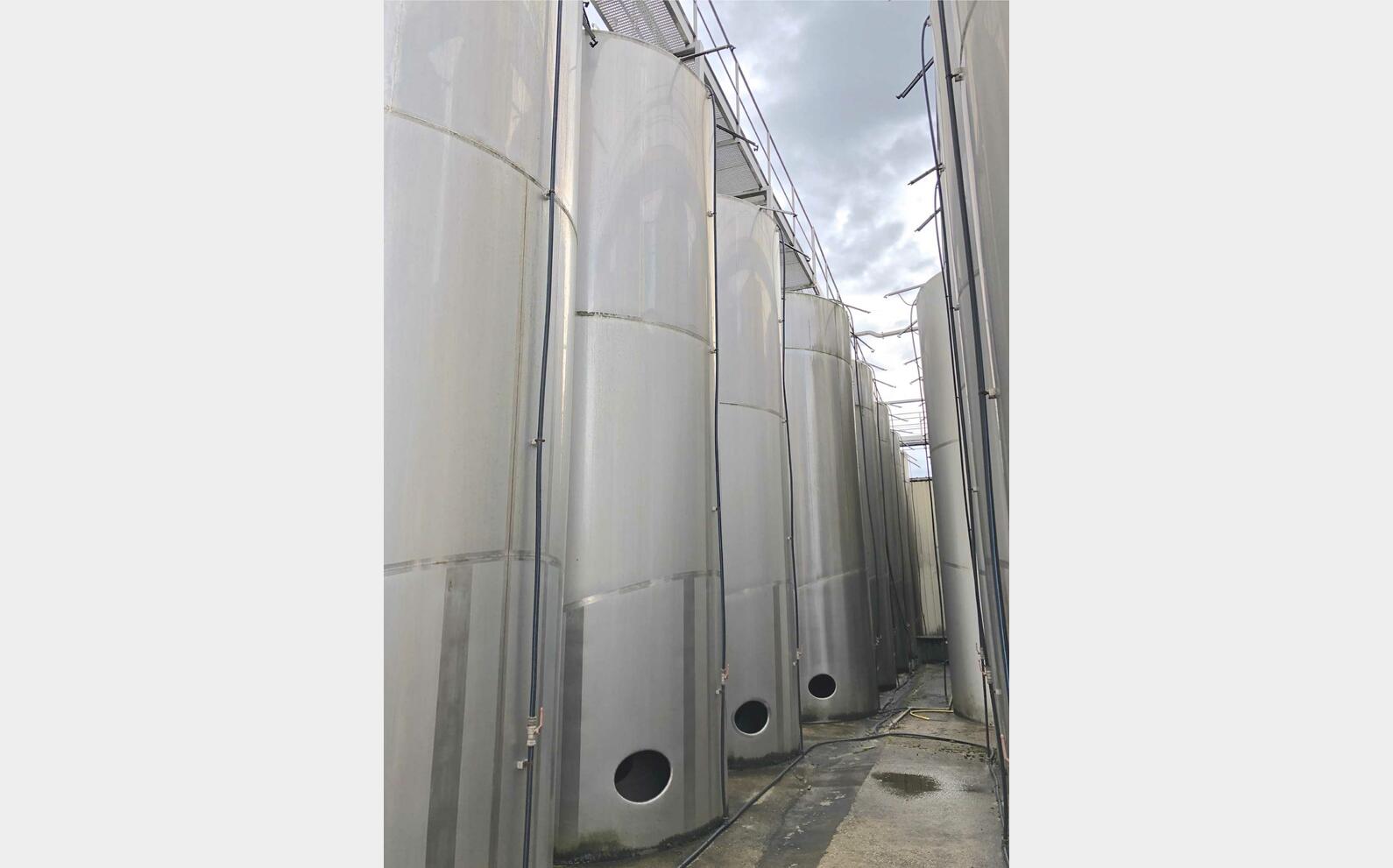 cuve stockage inox Ann&eacute;e : 1999 Marque : RURALINOX