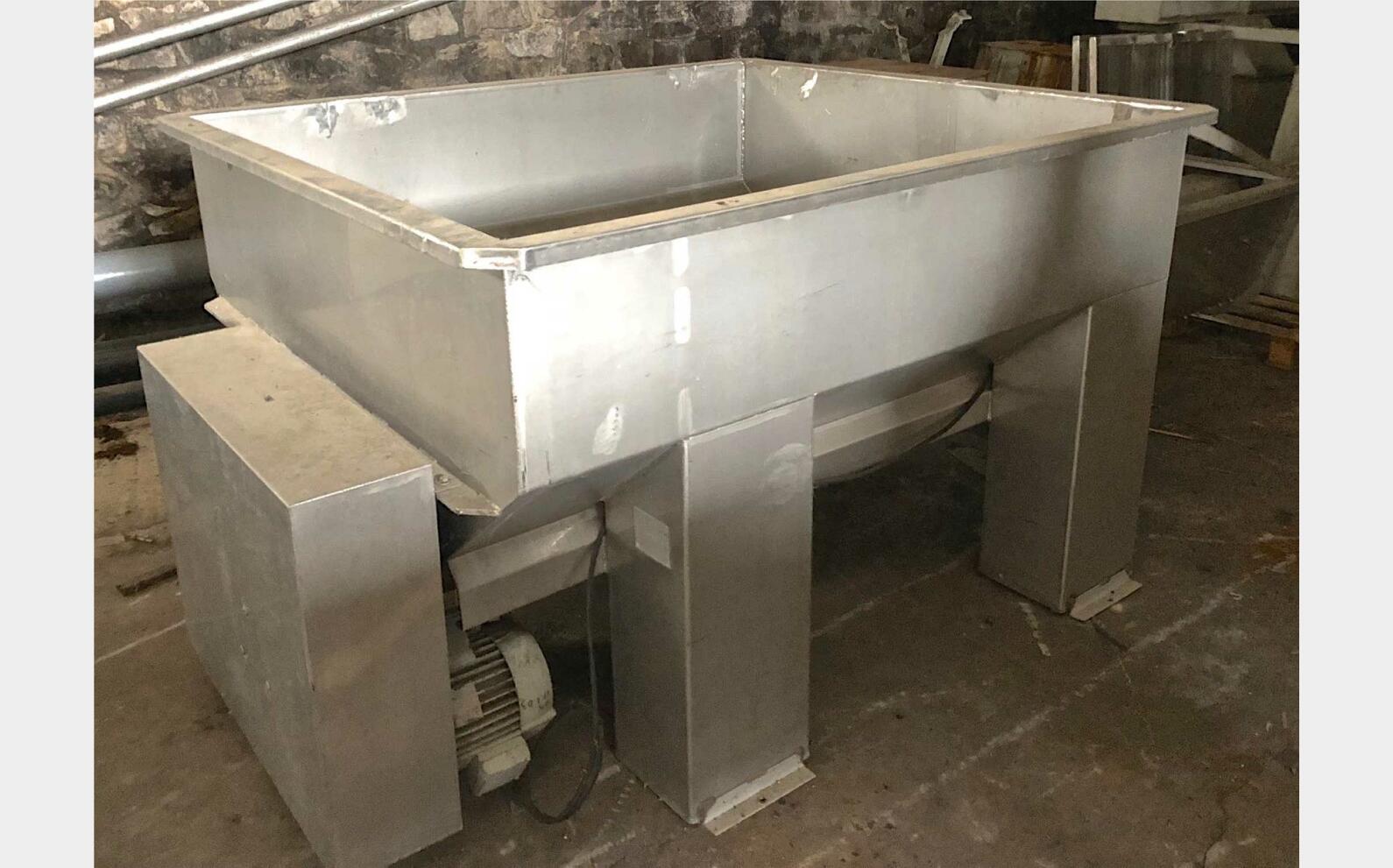 Conquet inox avec vis acier