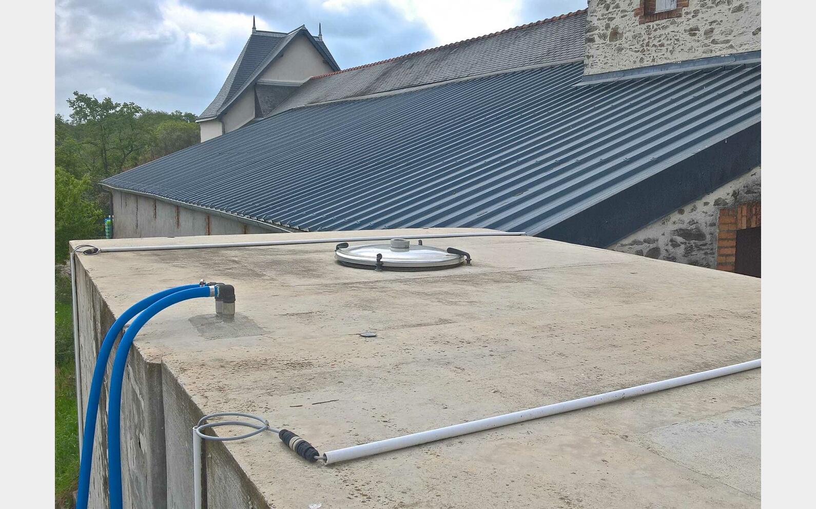 Cuve b&eacute;ton de 80 hls