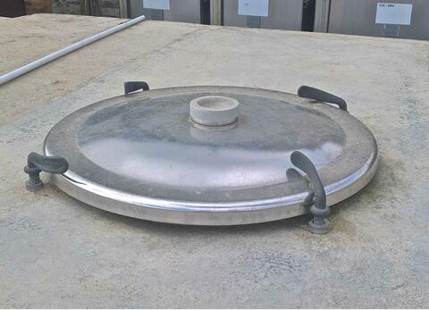 Cuve b&eacute;ton de 80 hls