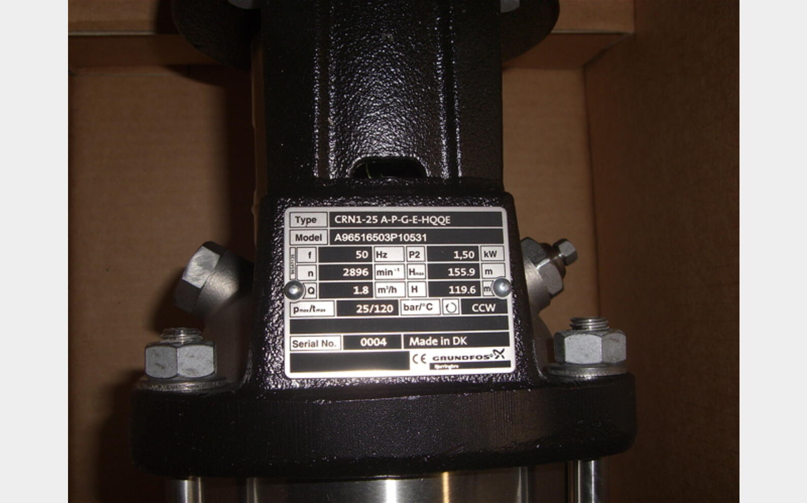 pompe centrifuge multicelluaire INOX 316 MATERIEL NEUF Type : CRN1-25 A-P-G-E-HQQE
