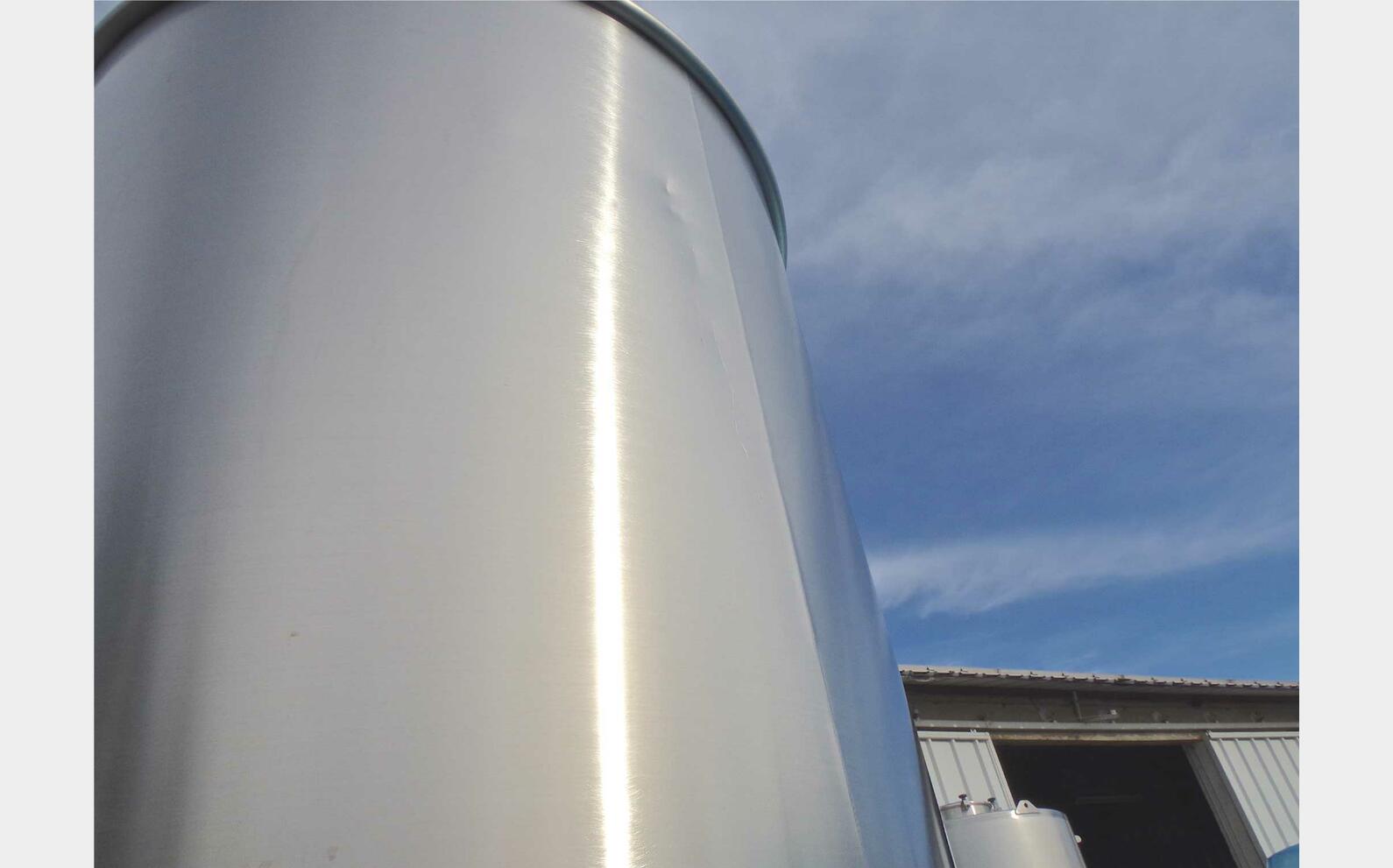 Cuve Inox chapeau flottant de 28 hls MATERIEL NEUF ARSILAC