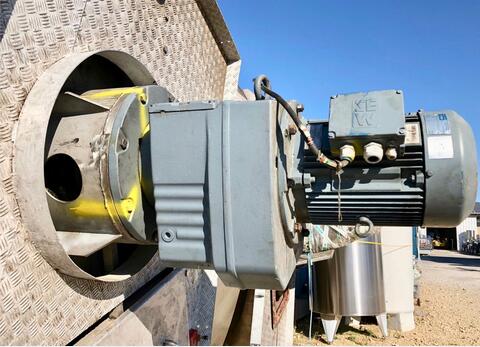 Insulated stainless steel mixing tank 540 HL (54 000 liters) LABBE