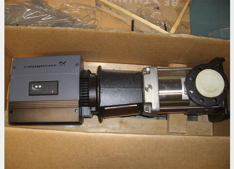 pompe centrifuge multicellulaire INOX 316 Type : CRNE32-2 A-F-G-E-HQQE Marque : GRUNDFOS