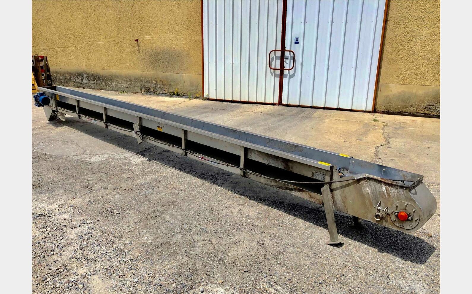 Tapis &eacute;l&eacute;vateur &agrave; tasseaux