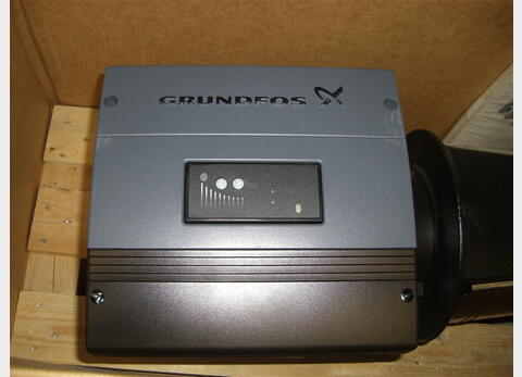 pompe centrifuge multicellulaire INOX 316 Type : CRNE32-2 A-F-G-E-HQQE Marque : GRUNDFOS