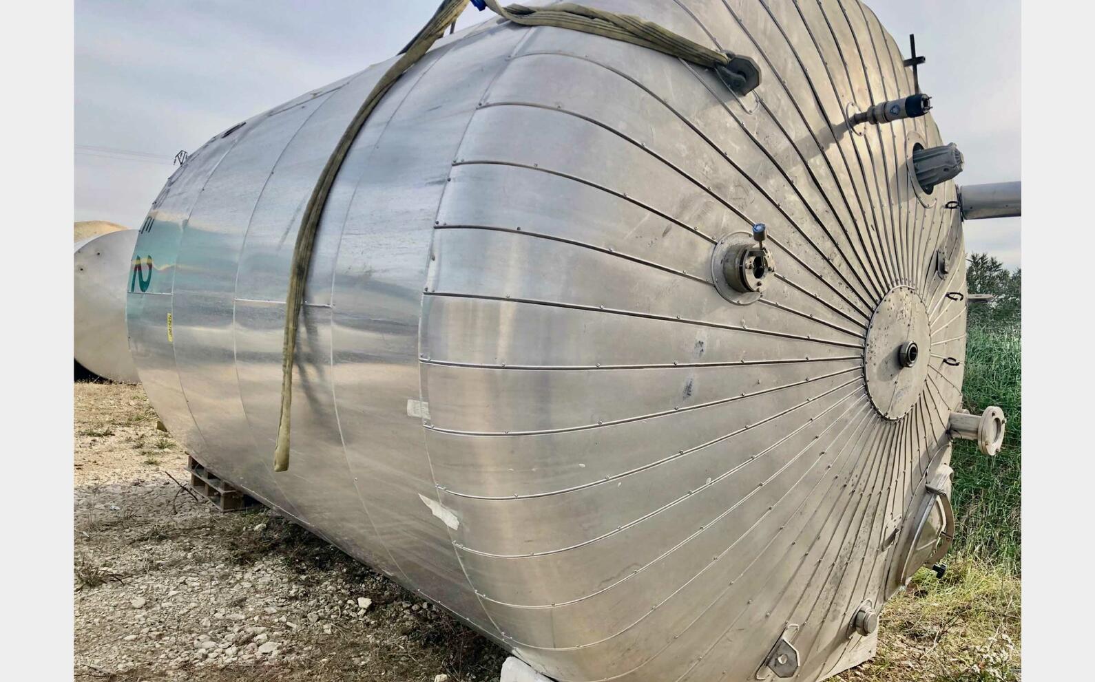 Stainless steel tank - Insulated 200 HL (20 000 liters)