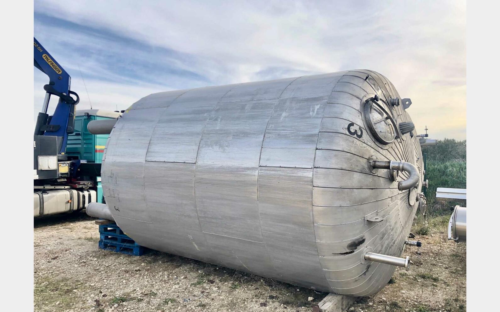 Stainless steel tank - Insulated 210 HL (21 000 litres)