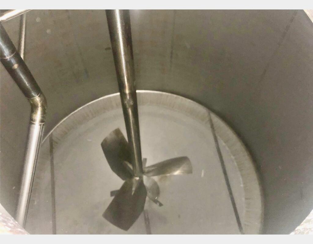 316L agitated stainless steel tank - Double jacketed and insulated circuit