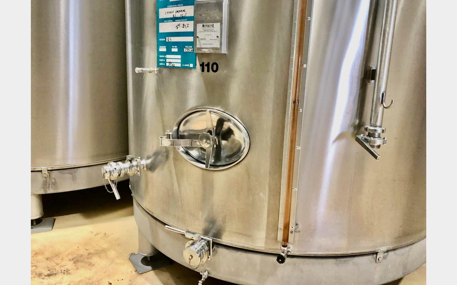 Cuve inox 304L - Fond plat 270 HL (27 000 litres) ETA