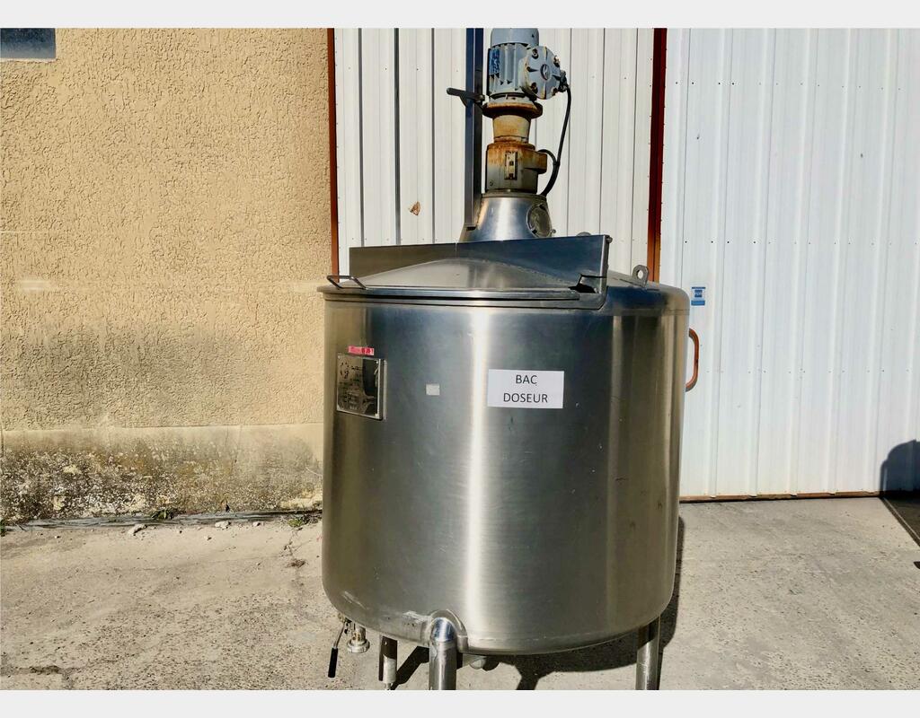 Stainless steel tank - Mixing 10 HL (1 000 liters) GOAVEC