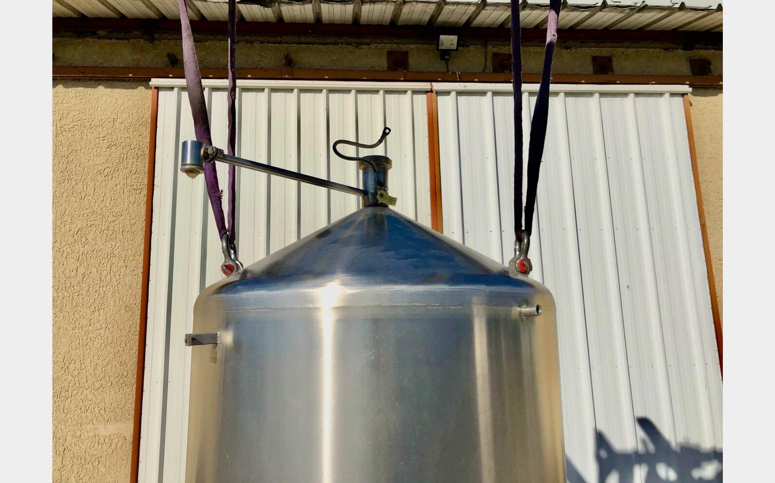 Stainless steel tank - Storage 9 HL (900 liters)