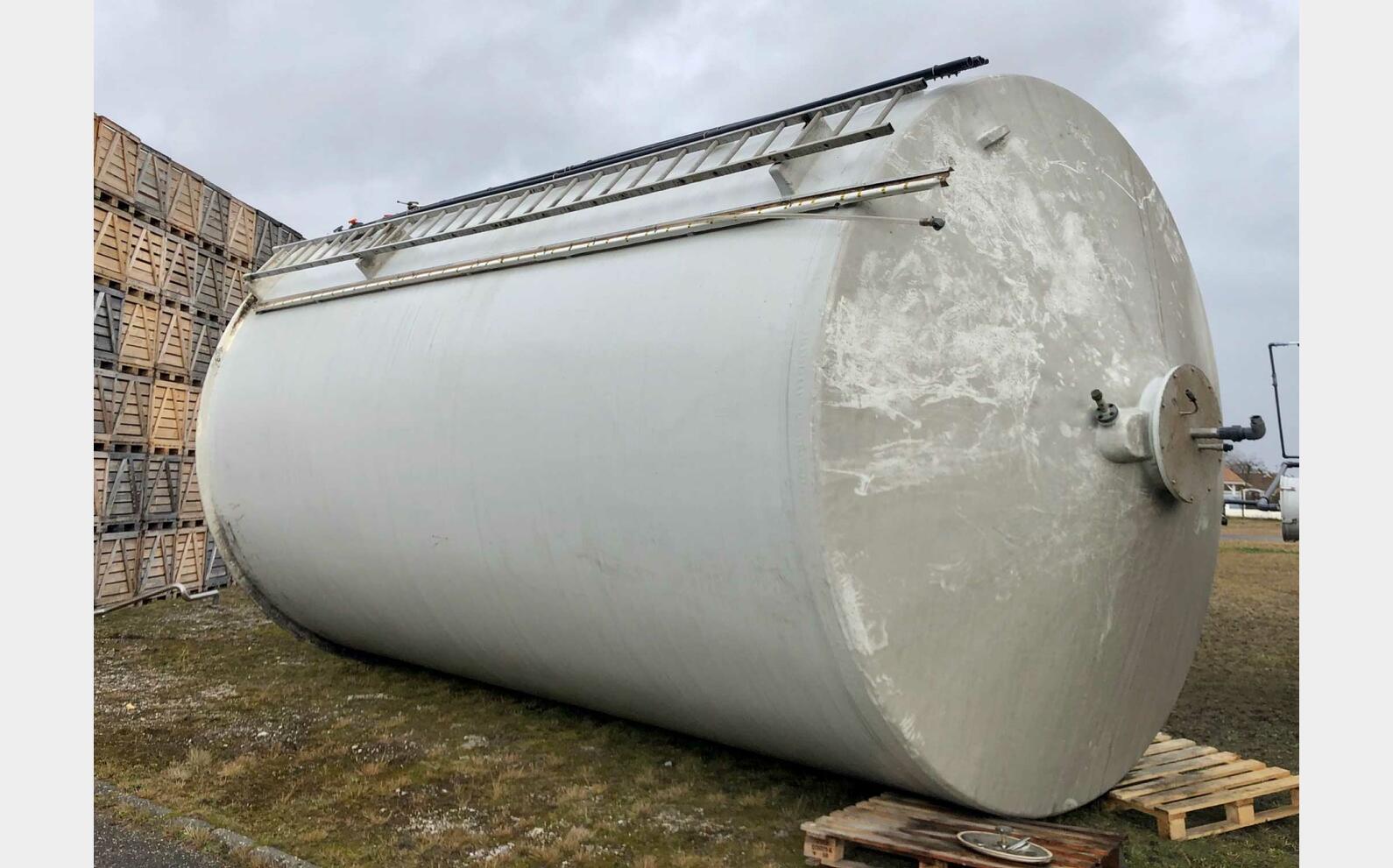 Fiber tank 800 HL (80 000 liters)