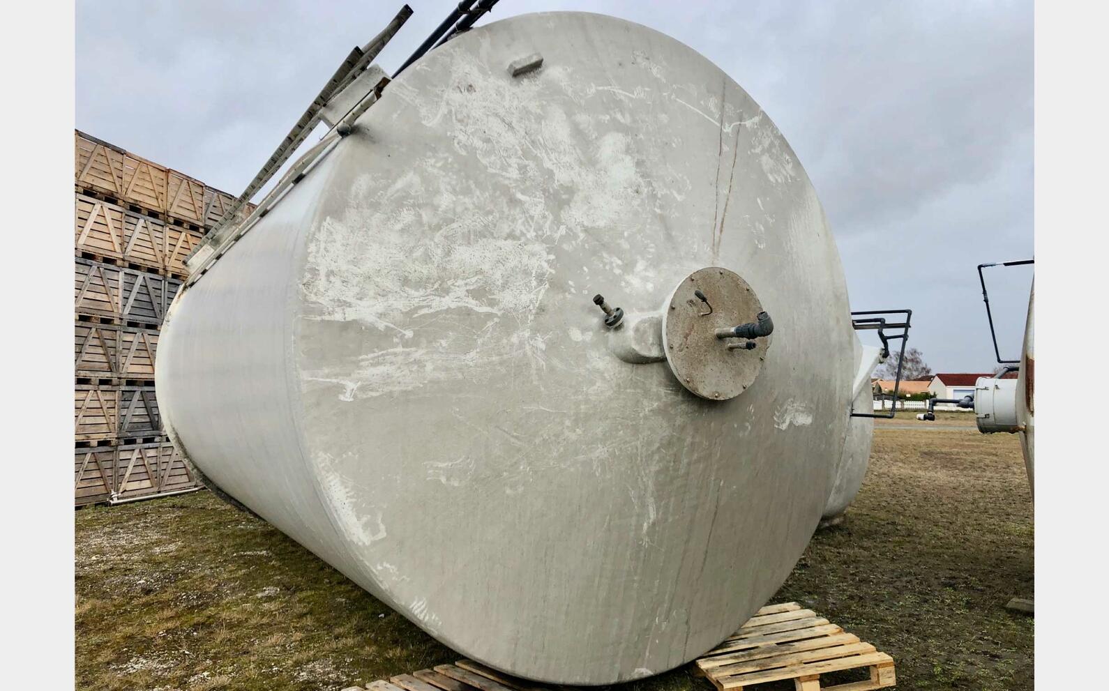 Fiber tank 800 HL (80 000 liters)