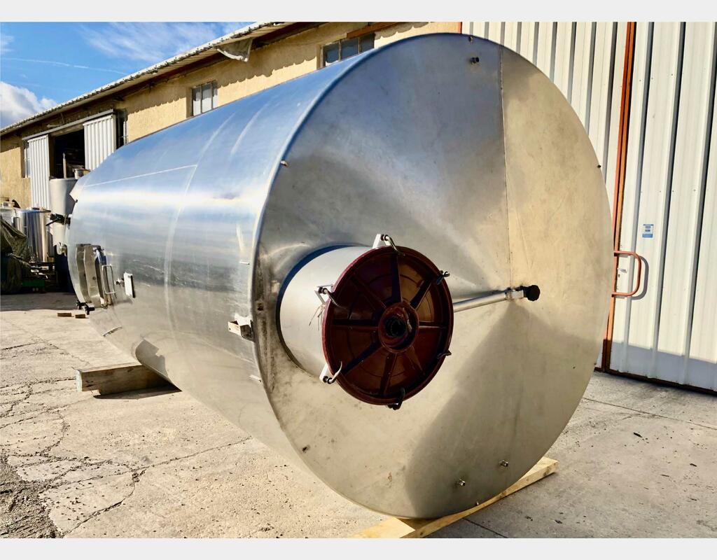 304 stainless steel tank with conical bottom on feet - With thermoregulation flag