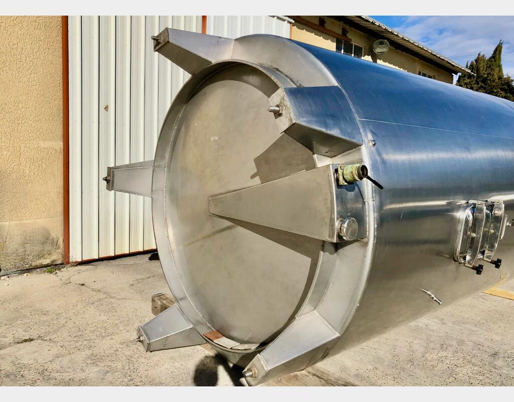304 stainless steel tank with conical bottom on feet - With thermoregulation flag