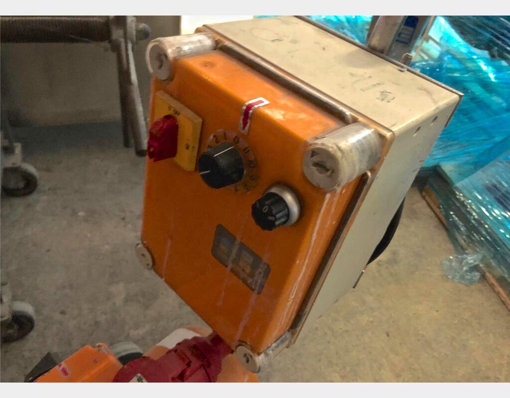 POMPE QUEUE A COCHON EN ACIER INOX - AVEC VARIATEUR ELECTRONIQUE
