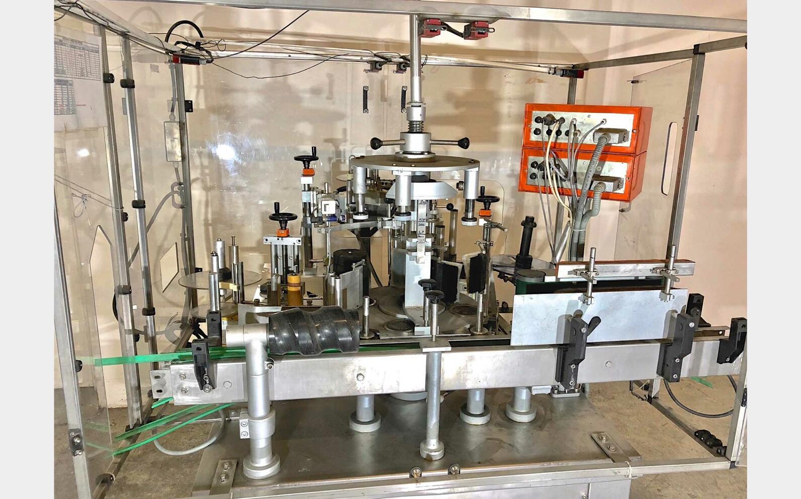 Self-adhesive labeller PU0118