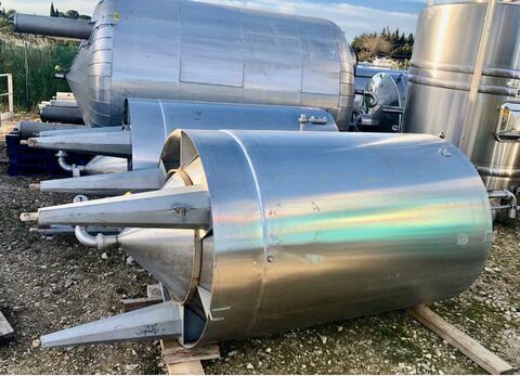 Stainless steel tank - Vertical on legs