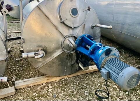 Stainless steel tank - Vertical on legs