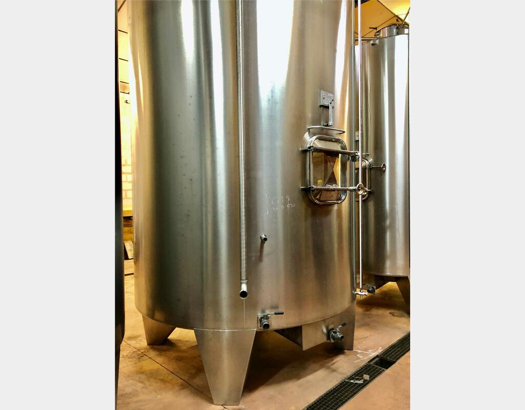 Cuve inox - Stockage 135 HL (13 500 litres) RURALINOX
