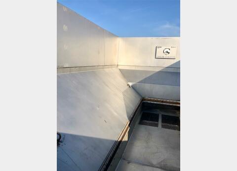 Stainless steel vibrating platform 60 HL (6 000 liters) BUCHER