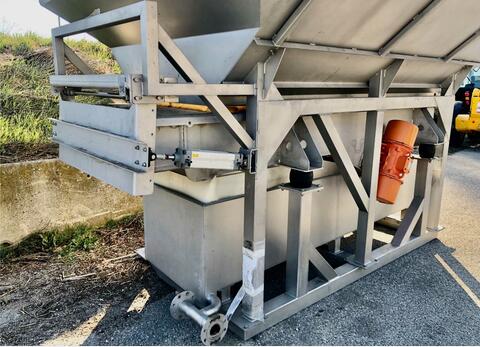 Stainless steel vibrating platform 60 HL (6 000 liters) BUCHER