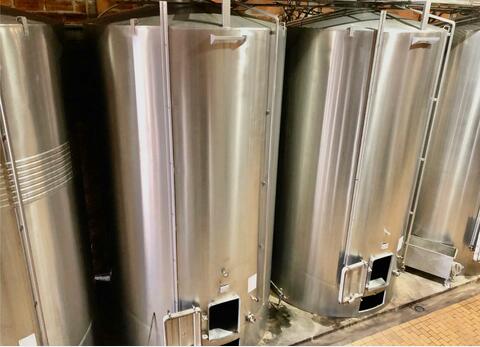 Cuve inox 304 - Fond inclin&eacute; 369 HL (36 900 litres)