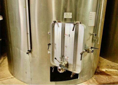 Cuve inox 304 - Fond inclin&eacute; 369 HL (36 900 litres)