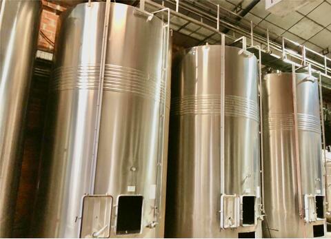 304 stainless steel tank - Sloping bottom