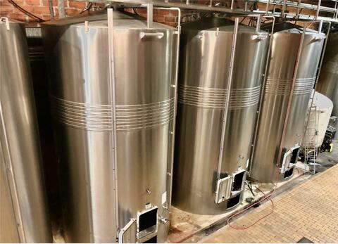 304 stainless steel tank 369 HL (36 900 liters)