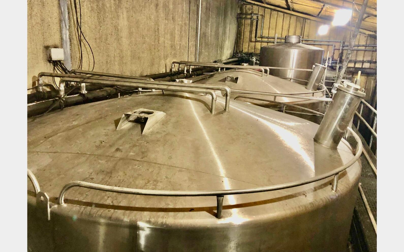 316 stainless steel tank 400 HL (40 000 liters)